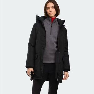 Large Canada Goose Black Trillium Parka with Fur Detachable Hood